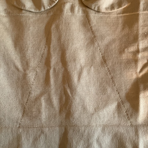 Shapewear size small - Picture 5 of 5